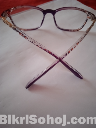 Eye glass with power (-1.5)